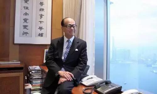 商界大佬的辦公室：看看哪個更牛逼 ，＊后一個才是真牛！